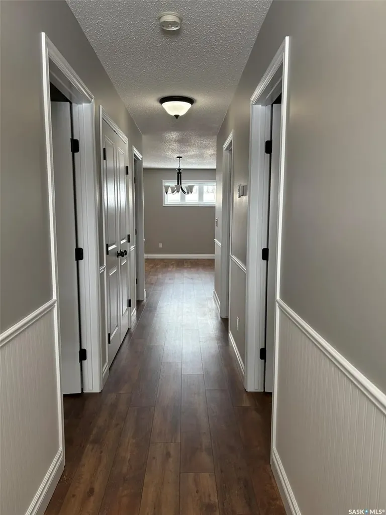 222 3rd Avenue Glaslyn SK S0M 0Y0