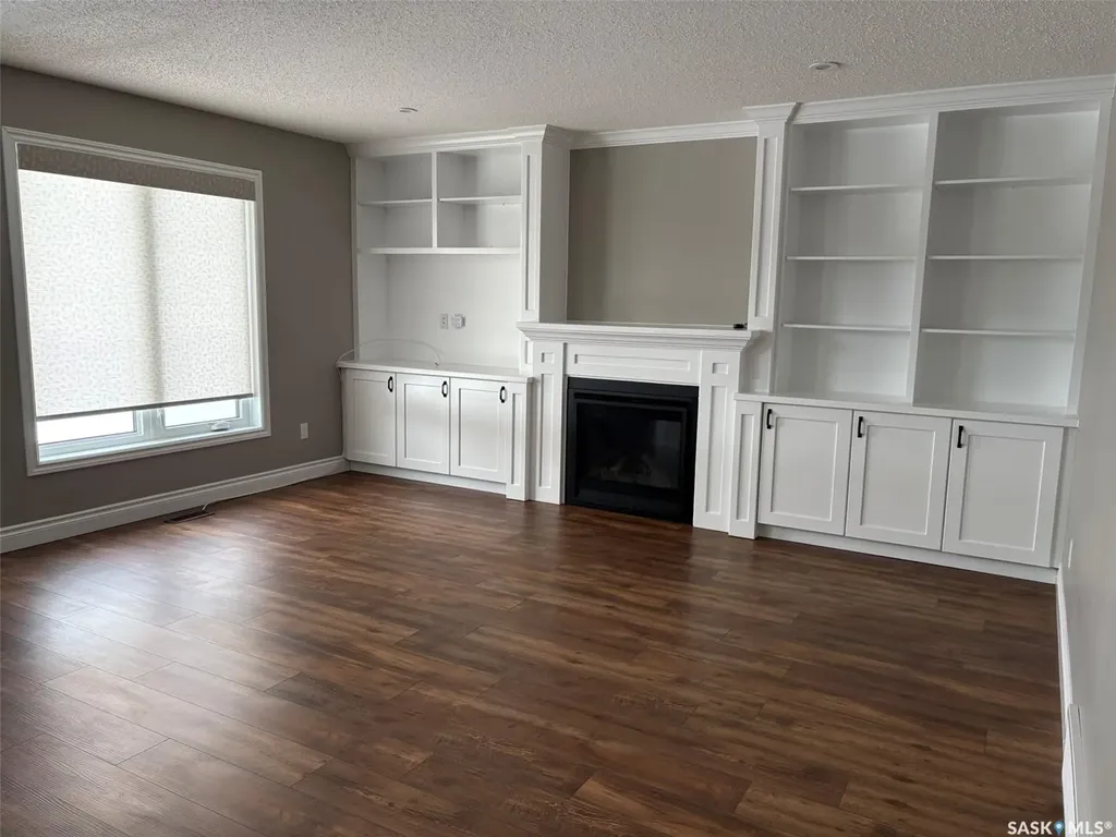 222 3rd Avenue Glaslyn SK S0M 0Y0