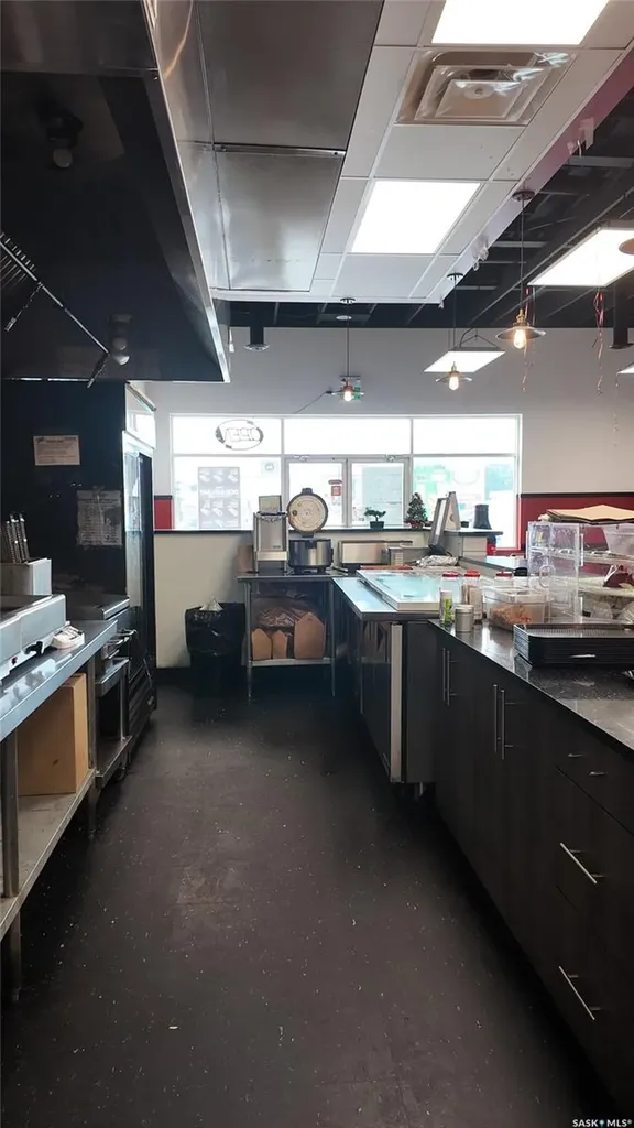 402 2nd Avenue N Saskatoon SK S7K 2C3