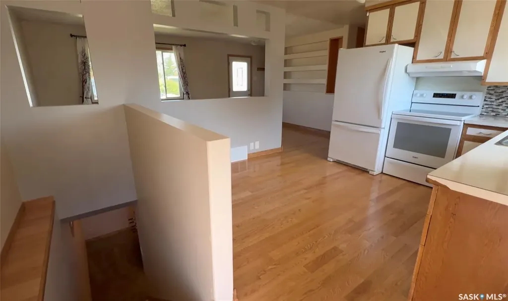 110 Stanley Street Elbow SK S0H 1J0