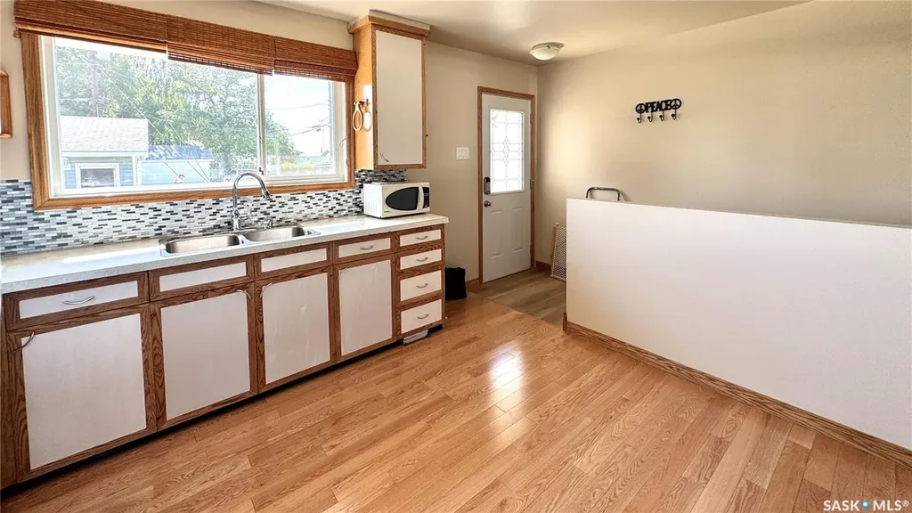 110 Stanley Street Elbow SK S0H 1J0