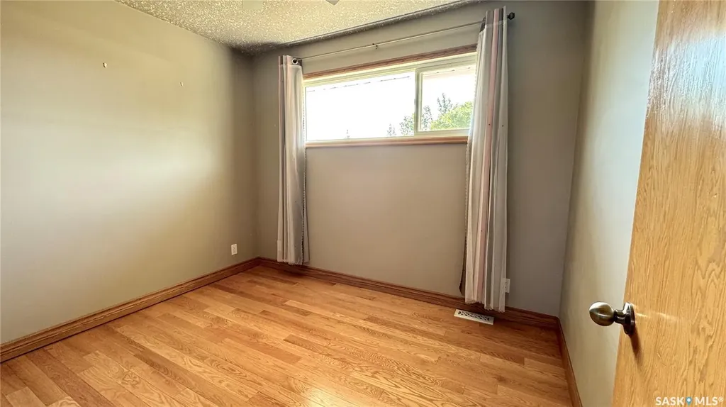 110 Stanley Street Elbow SK S0H 1J0