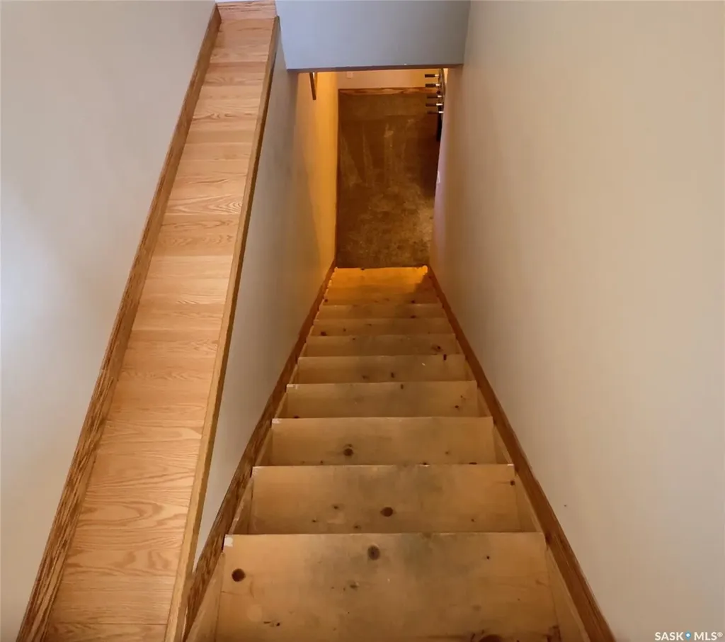 110 Stanley Street Elbow SK S0H 1J0