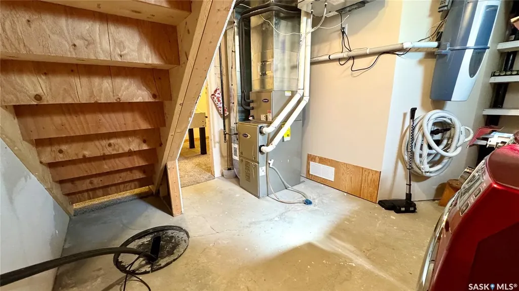 110 Stanley Street Elbow SK S0H 1J0