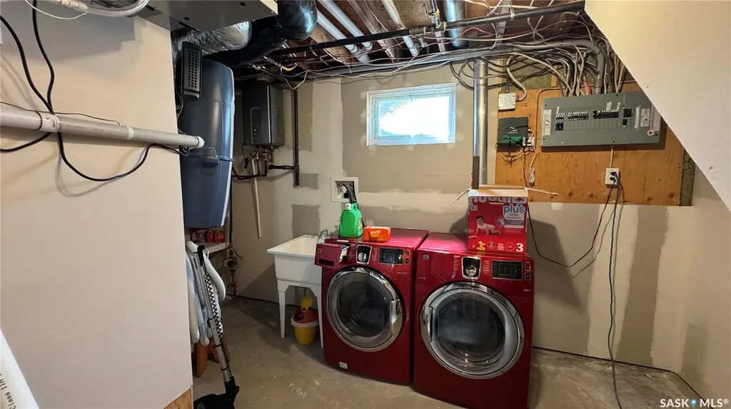 110 Stanley Street Elbow SK S0H 1J0