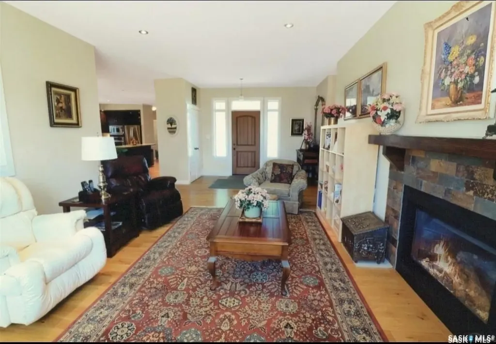 30 West Park Drive Battleford SK S0M 0E0