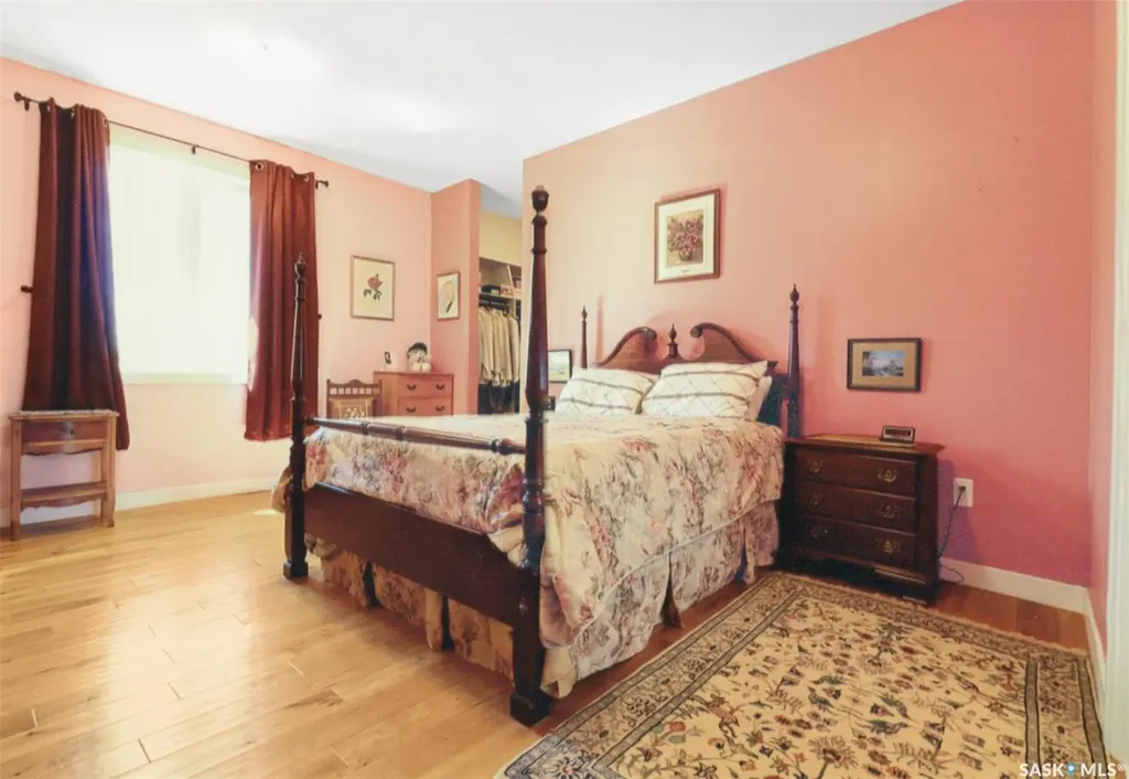 30 West Park Drive Battleford SK S0M 0E0