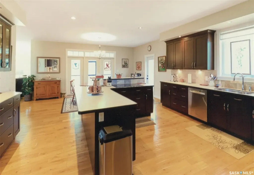 30 West Park Drive Battleford SK S0M 0E0