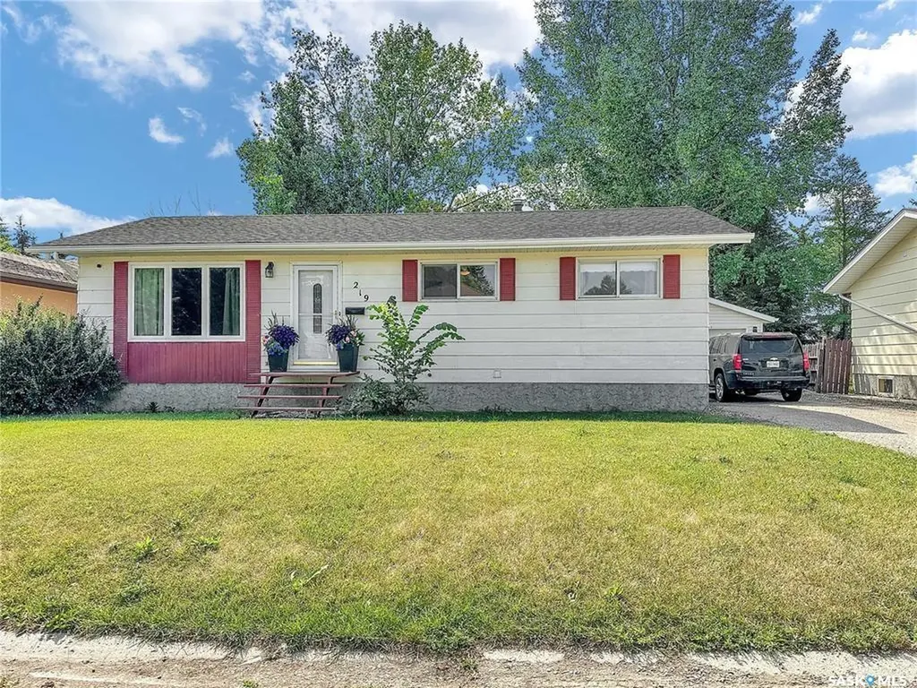 219 4th Avenue Whitewood SK S0G 5C0