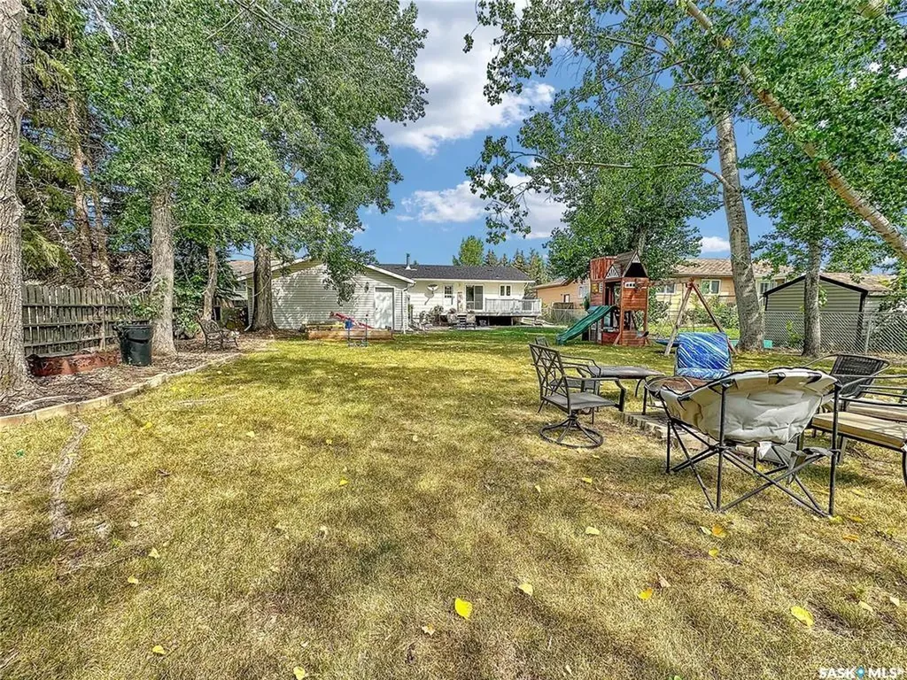 219 4th Avenue Whitewood SK S0G 5C0
