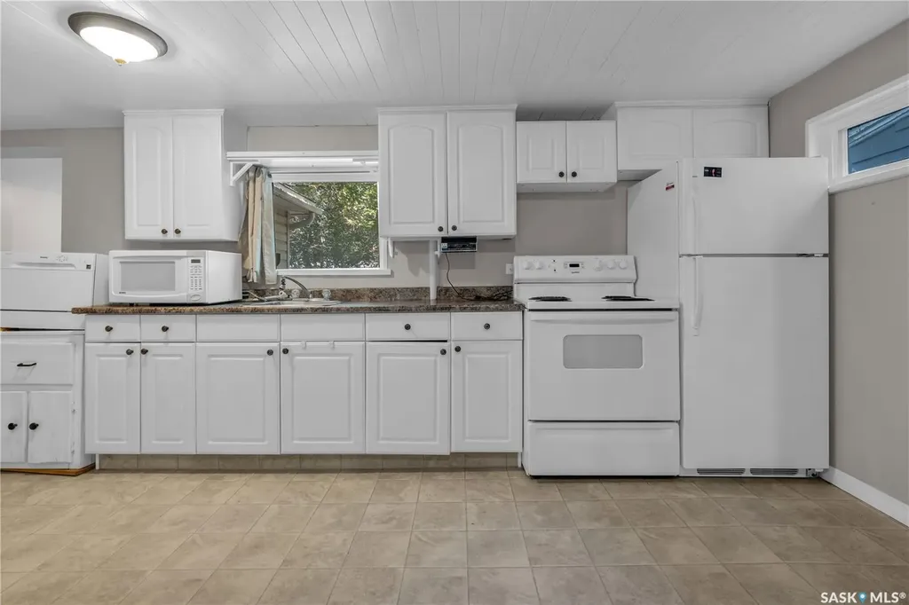 2223 Toronto Street Regina SK S4P 1N5