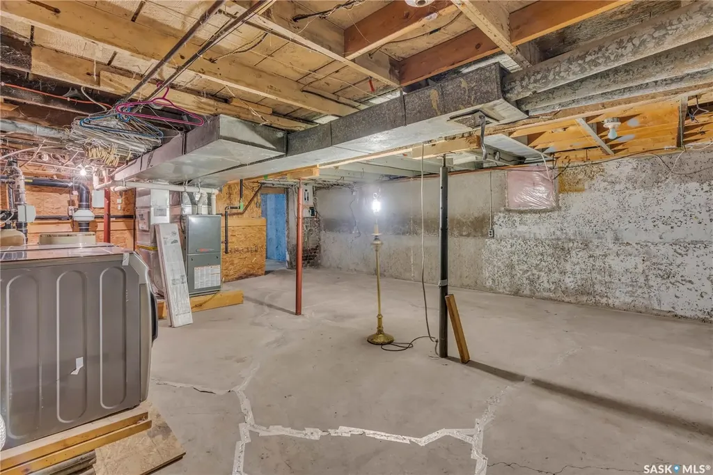 2223 Toronto Street Regina SK S4P 1N5