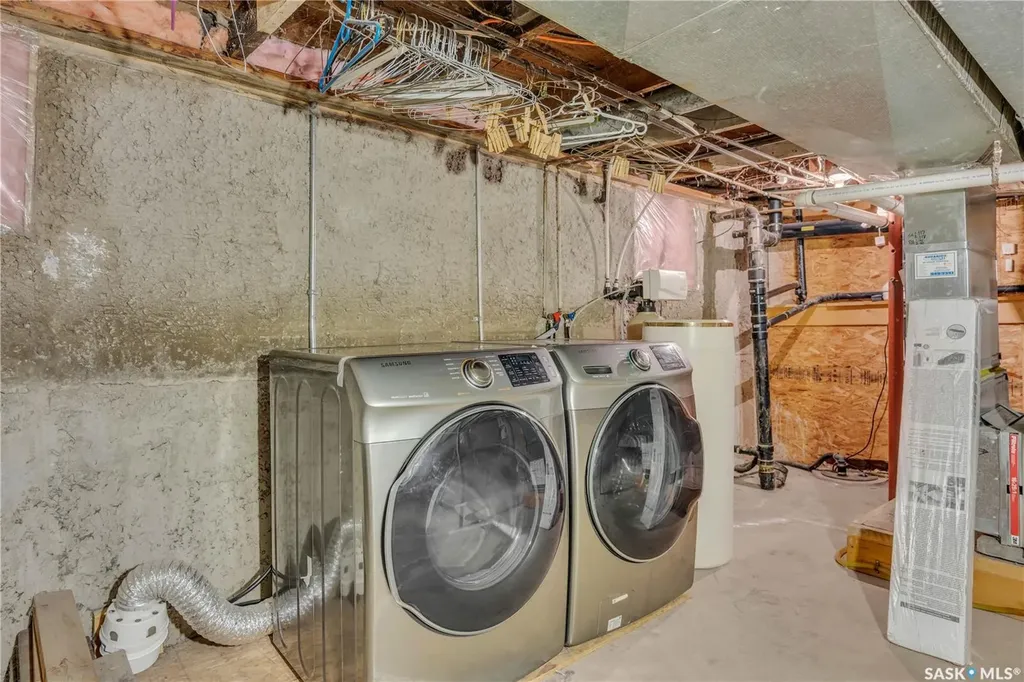 2223 Toronto Street Regina SK S4P 1N5