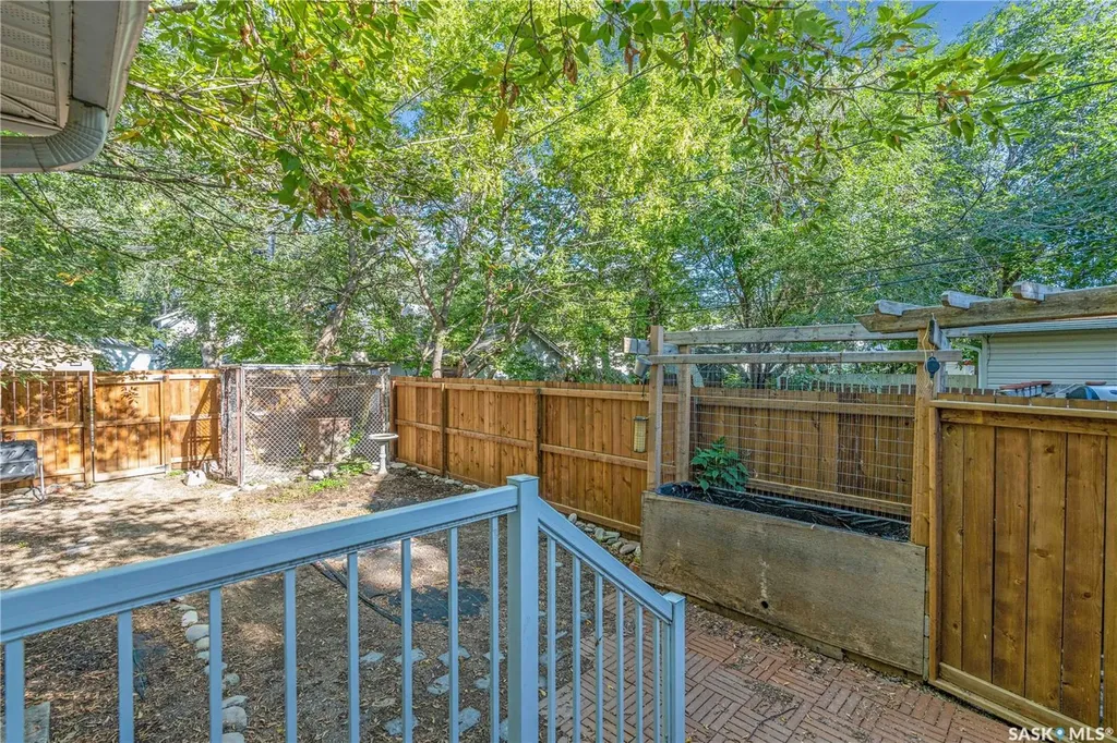 2223 Toronto Street Regina SK S4P 1N5