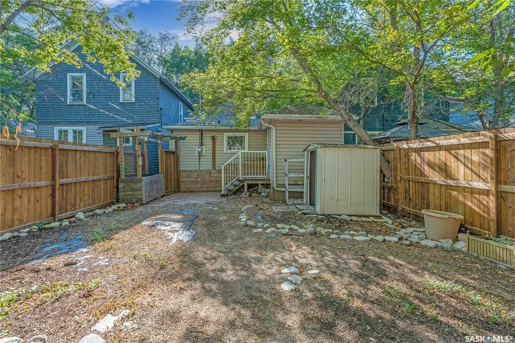 2223 Toronto Street Regina SK S4P 1N5