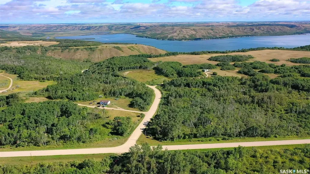14 Poplar Trail Crooked Lake SK S0G 2B0