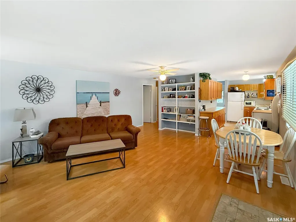 28 Andrews Avenue Candle Lake SK S0J 3E0