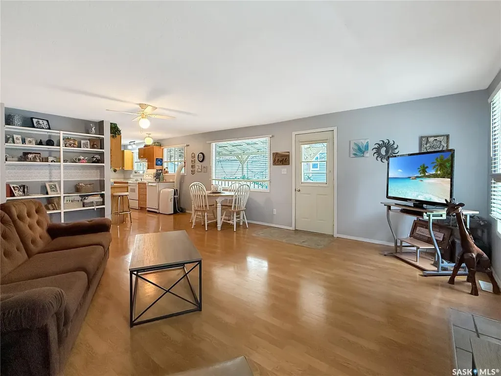 28 Andrews Avenue Candle Lake SK S0J 3E0