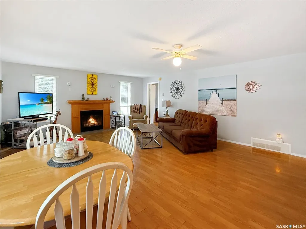 28 Andrews Avenue Candle Lake SK S0J 3E0