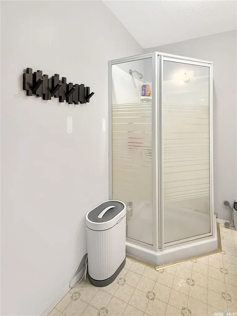 28 Andrews Avenue Candle Lake SK S0J 3E0