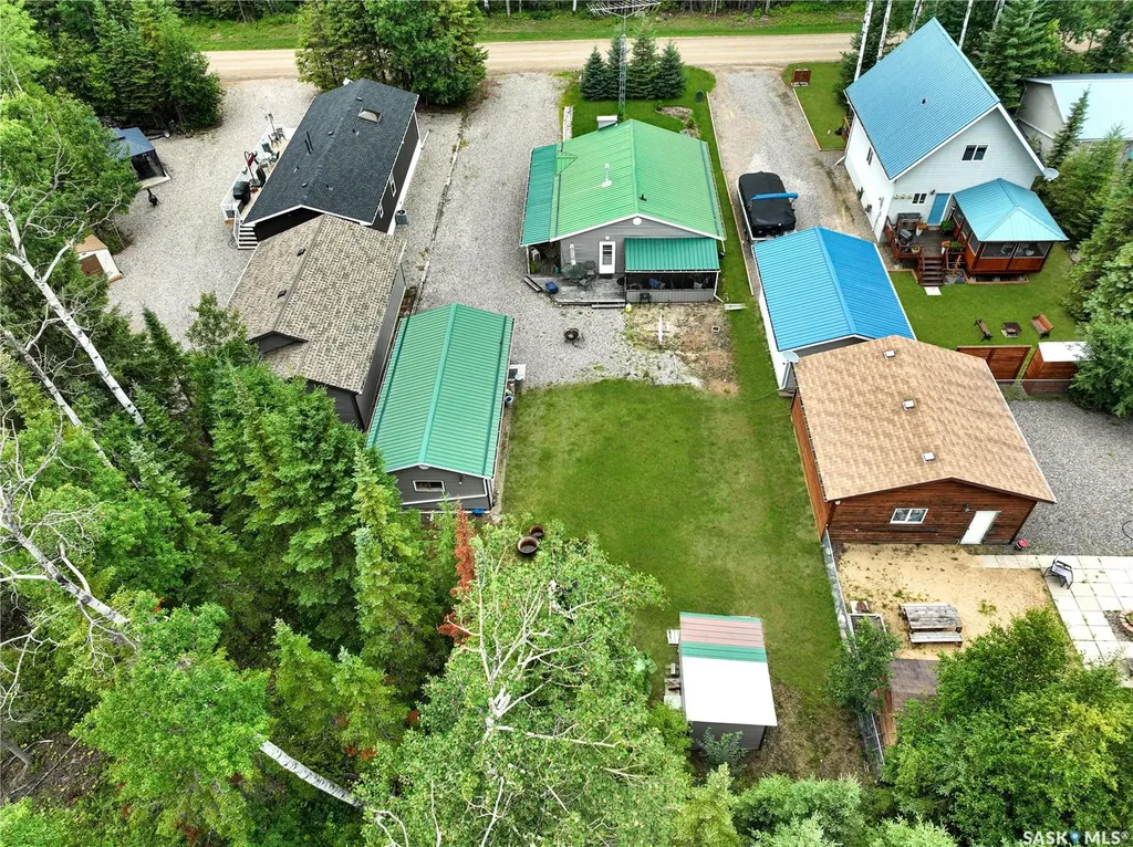 28 Andrews Avenue Candle Lake SK S0J 3E0