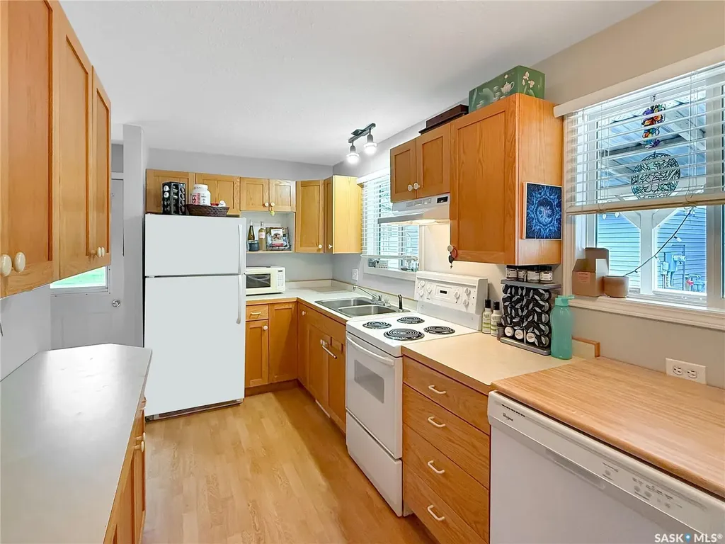 28 Andrews Avenue Candle Lake SK S0J 3E0