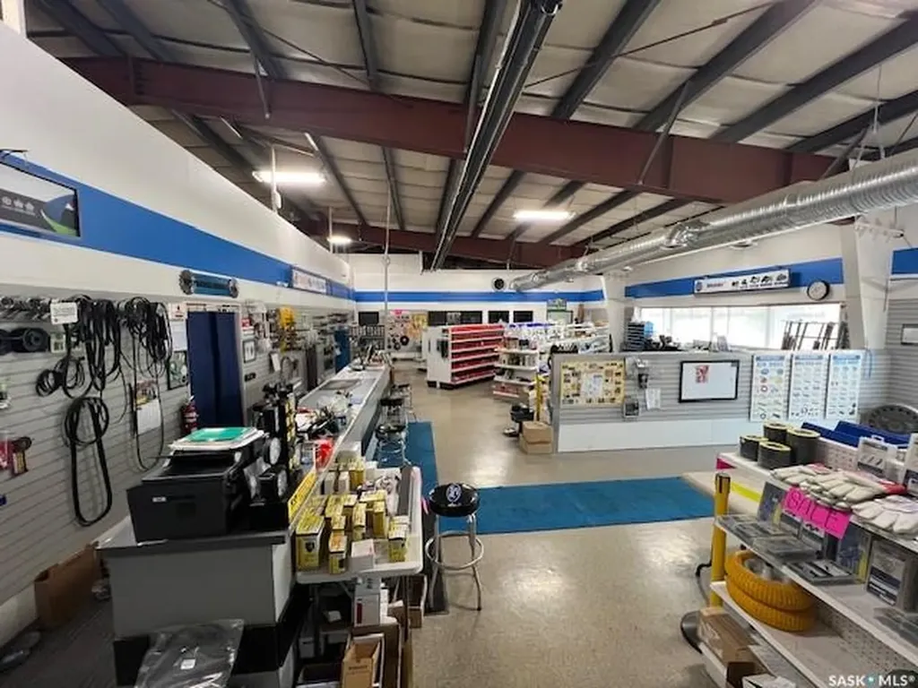 350 Railway Avenue E North Battleford SK S9A 2R6