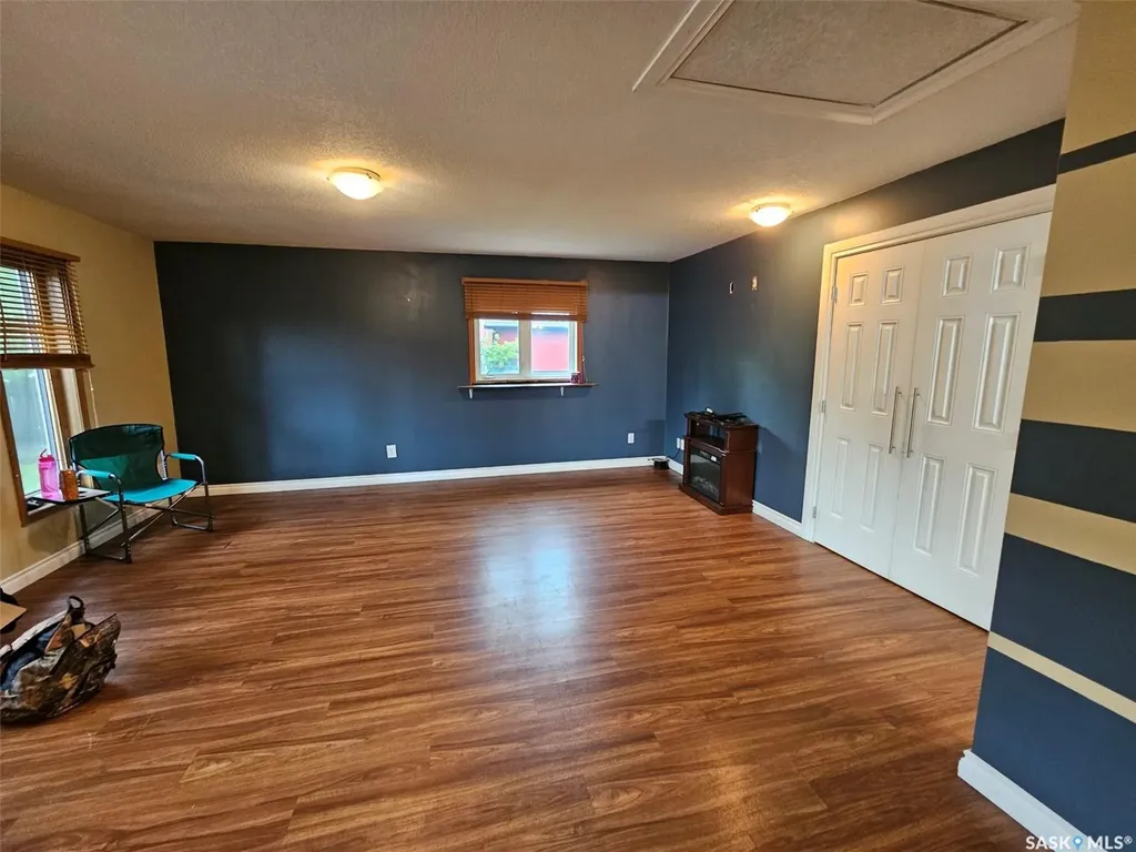 218 7th Street W Carlyle SK S0C 0R0