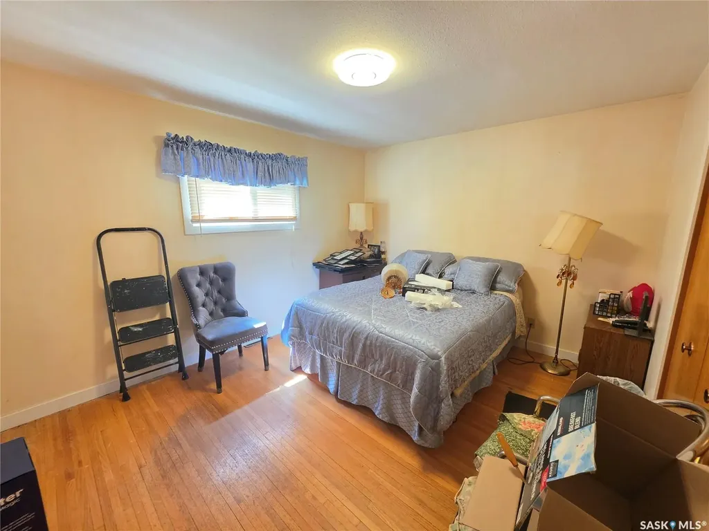 204 1st Avenue S Dorintosh SK S0M 0T0