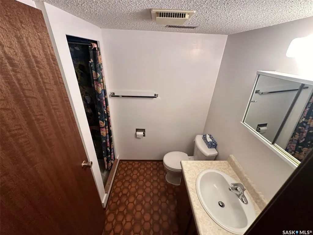 706 Donald Street Hudson Bay SK S0E 0Y0