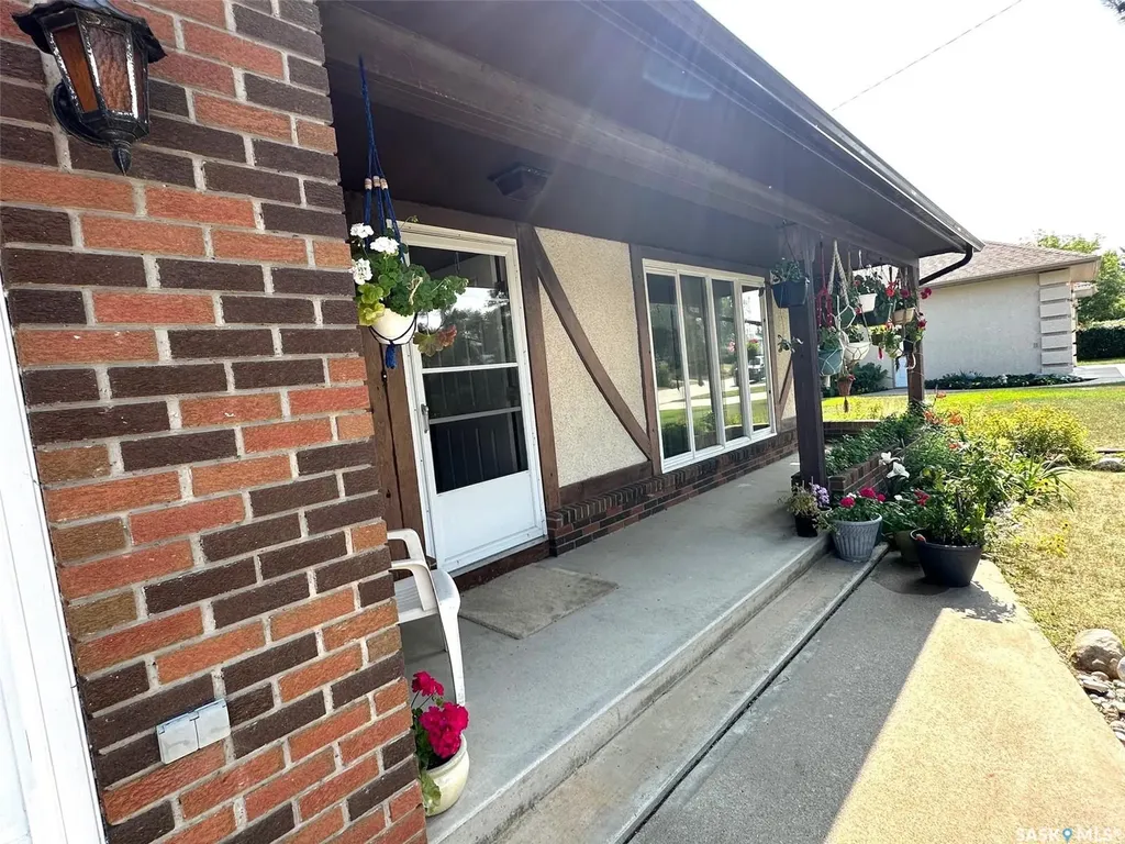 706 Donald Street Hudson Bay SK S0E 0Y0