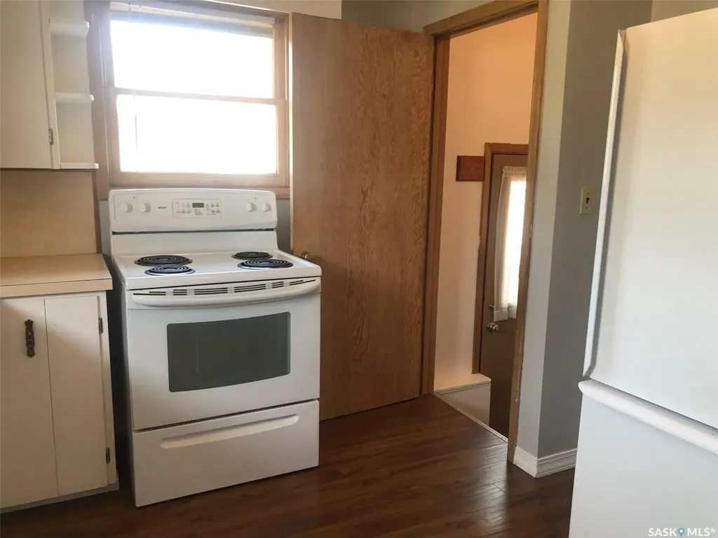 303 Fourth Avenue E Canora SK S0A 0L0