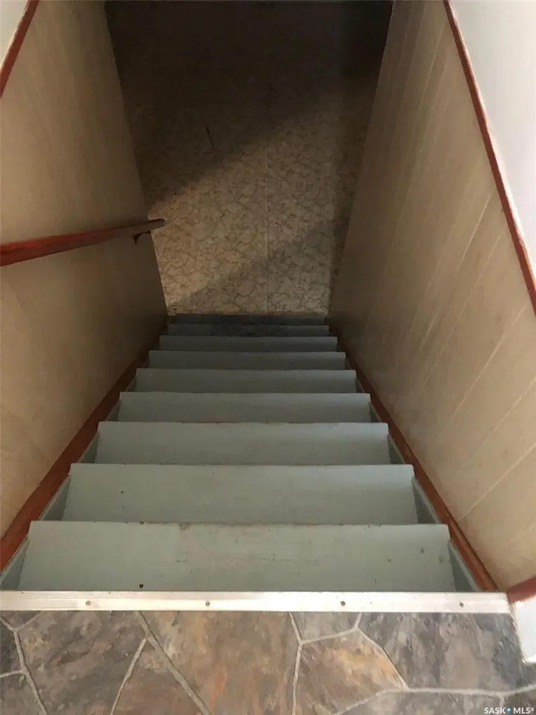 303 Fourth Avenue E Canora SK S0A 0L0