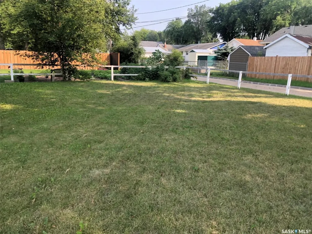 303 Fourth Avenue E Canora SK S0A 0L0