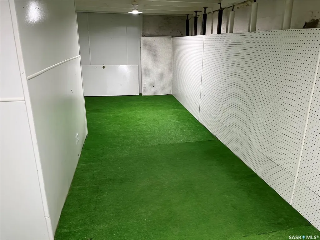 103 4th Avenue E Lafleche SK S0H 2K0