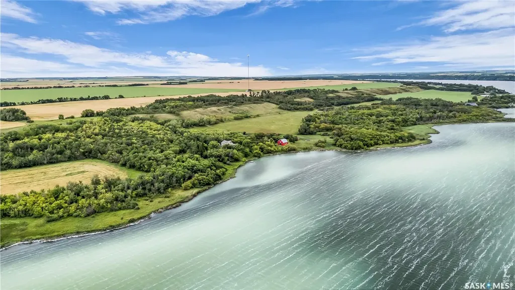 42470 Rural Address Hoodoo Rm No. 401 SK S0K 4P0