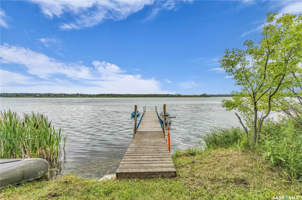 42470 Rural Address Hoodoo Rm No. 401 SK S0K 4P0