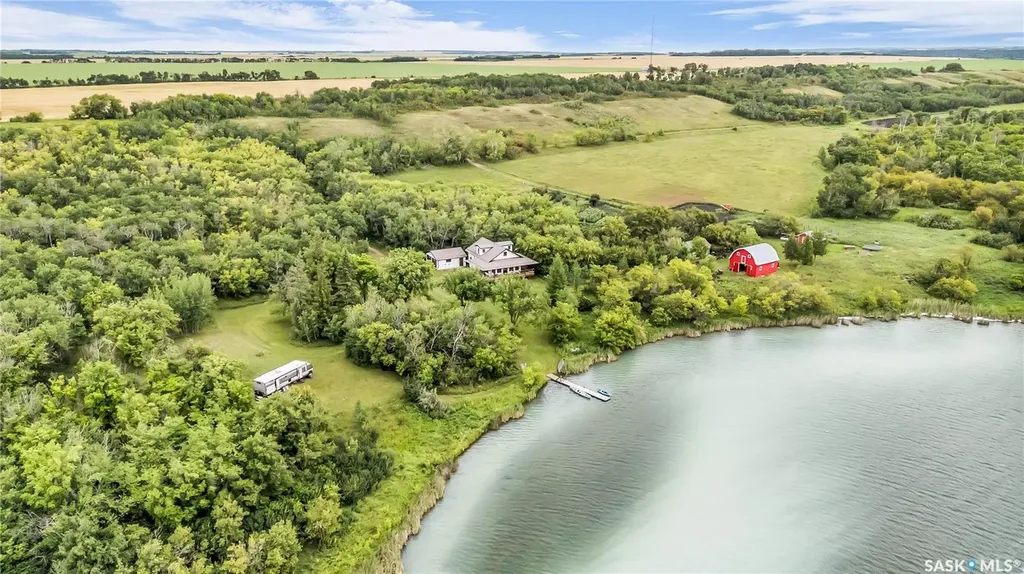 42470 Rural Address Hoodoo Rm No. 401 SK S0K 4P0