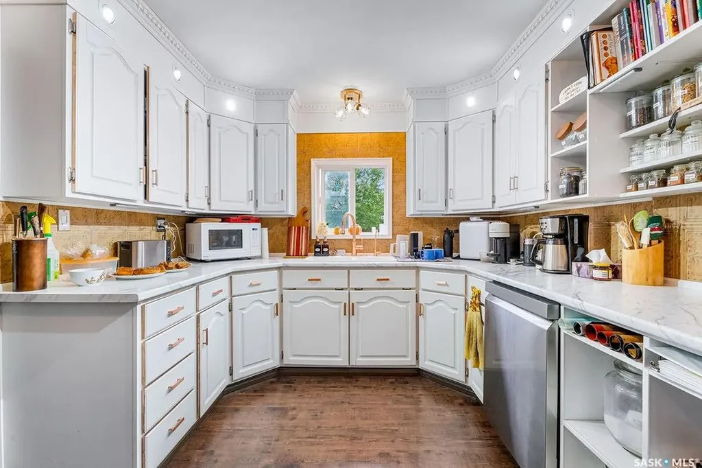 111 Main Street Fletts Springs Rm No. 429 SK S0K 3V0