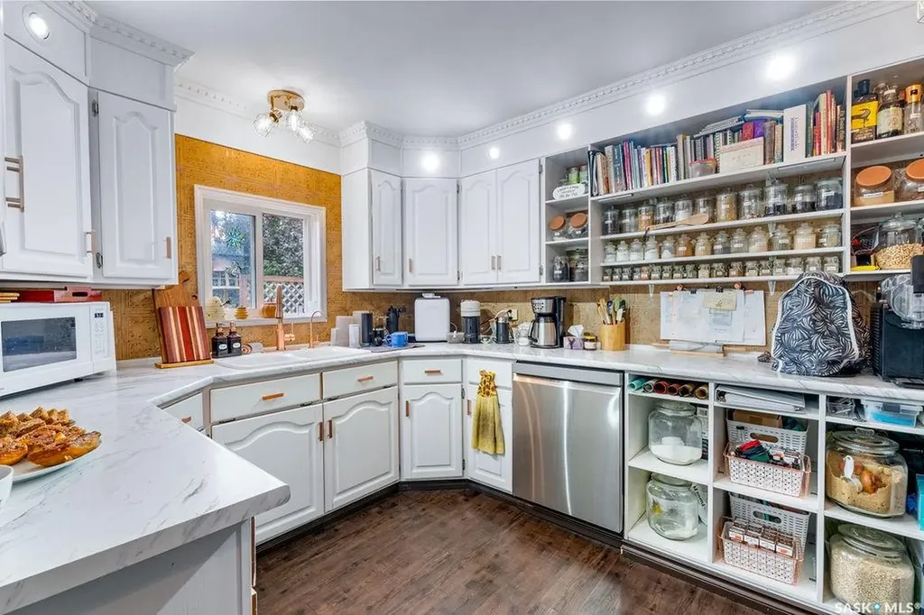 111 Main Street Fletts Springs Rm No. 429 SK S0K 3V0