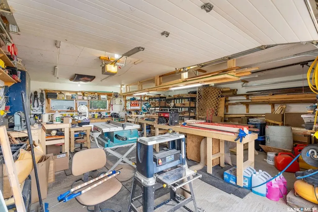 111 Main Street Fletts Springs Rm No. 429 SK S0K 3V0