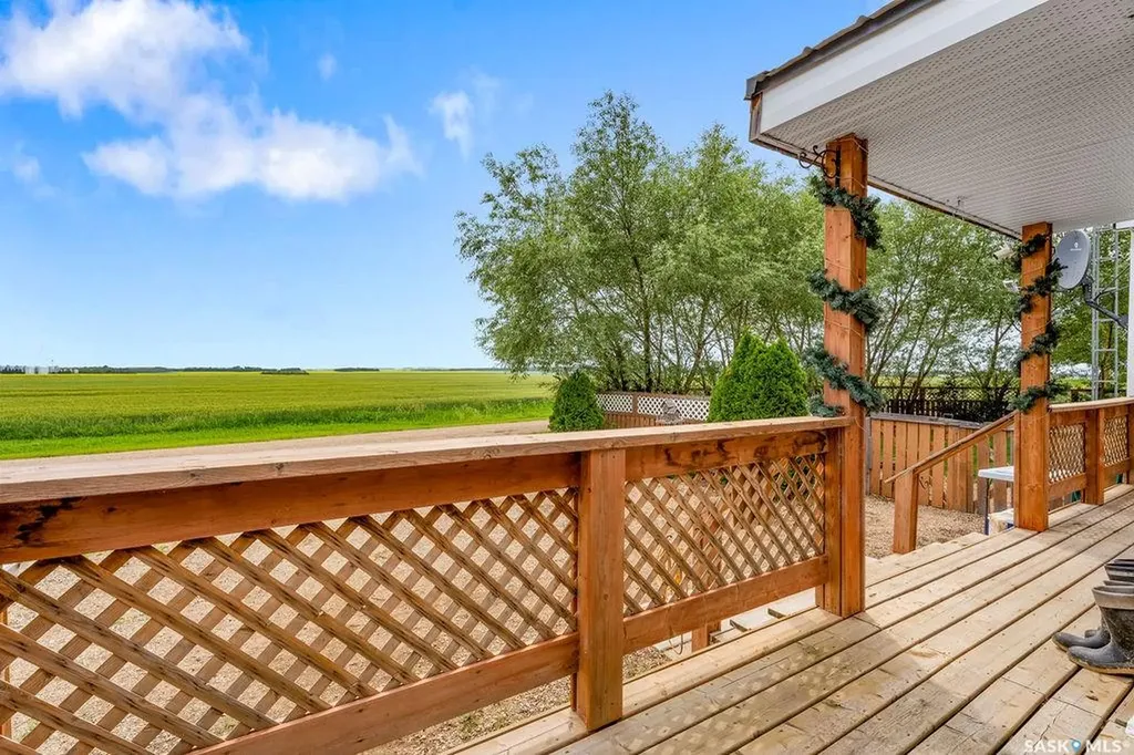 111 Main Street Fletts Springs Rm No. 429 SK S0K 3V0