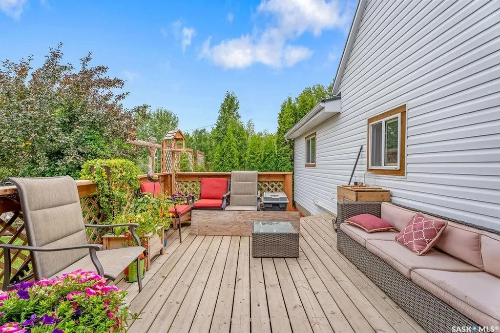 111 Main Street Fletts Springs Rm No. 429 SK S0K 3V0