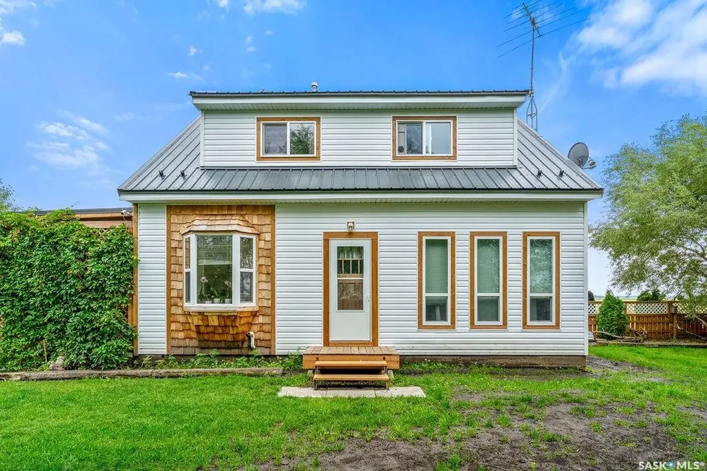 111 Main Street Fletts Springs Rm No. 429 SK S0K 3V0