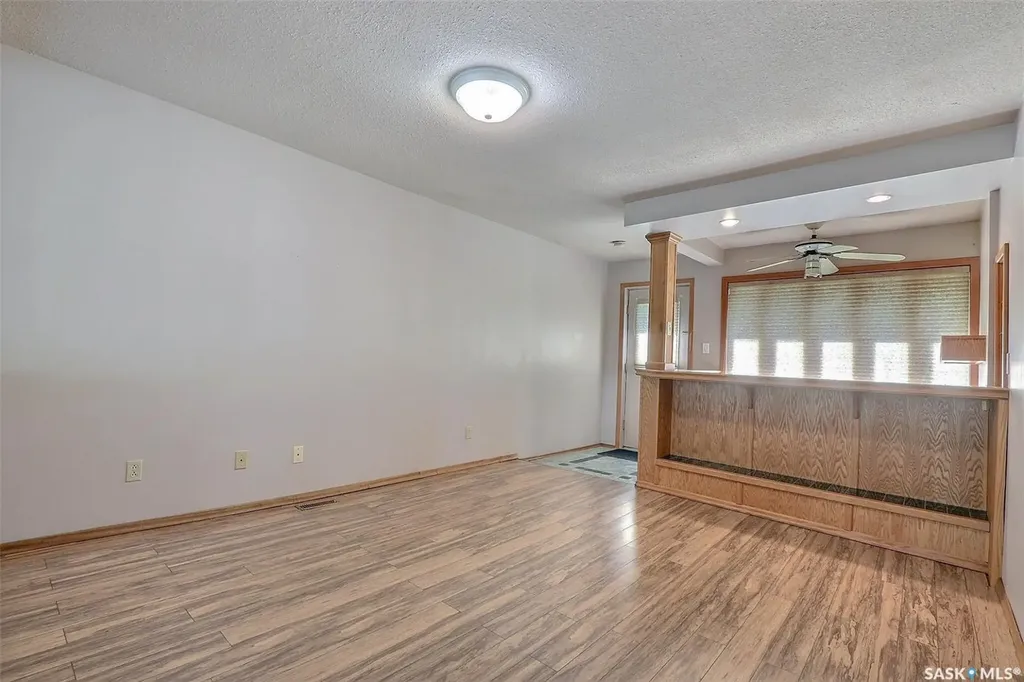407 18th Street W Prince Albert SK S6V 4A4