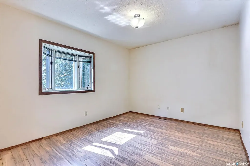 407 18th Street W Prince Albert SK S6V 4A4