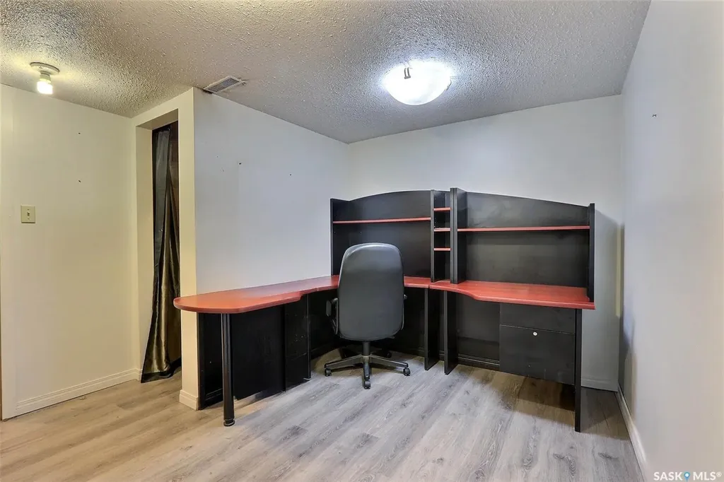 407 18th Street W Prince Albert SK S6V 4A4