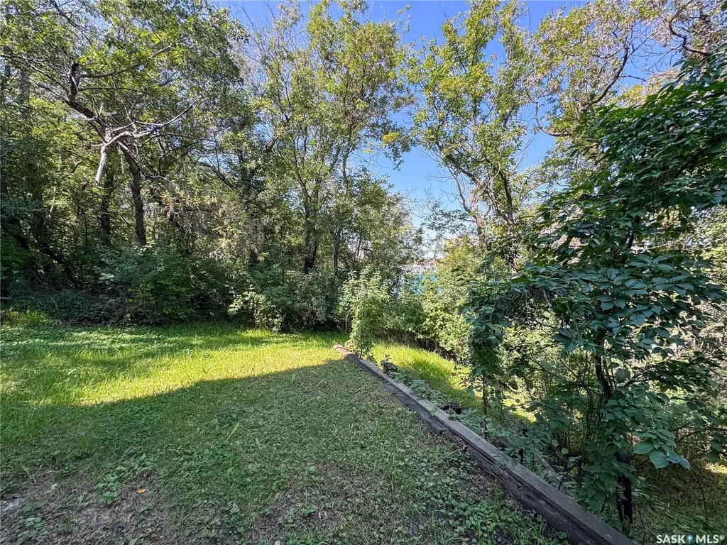 407 18th Street W Prince Albert SK S6V 4A4