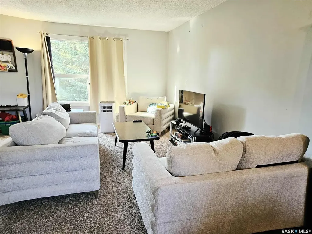 300 4th Street Bredenbury SK S0A 0H0