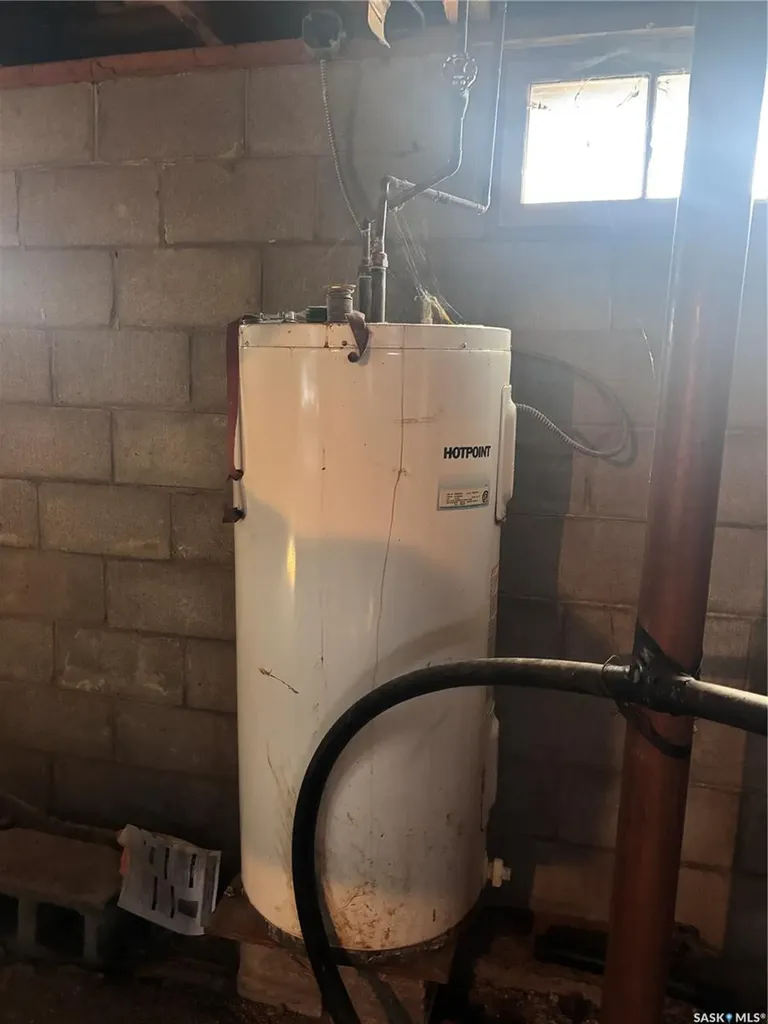 780 Railway Avenue Elbow SK S0H 1J0